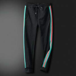 Picture of Gucci Sweater Suits _SKUGucciM-4XL24cn14239977